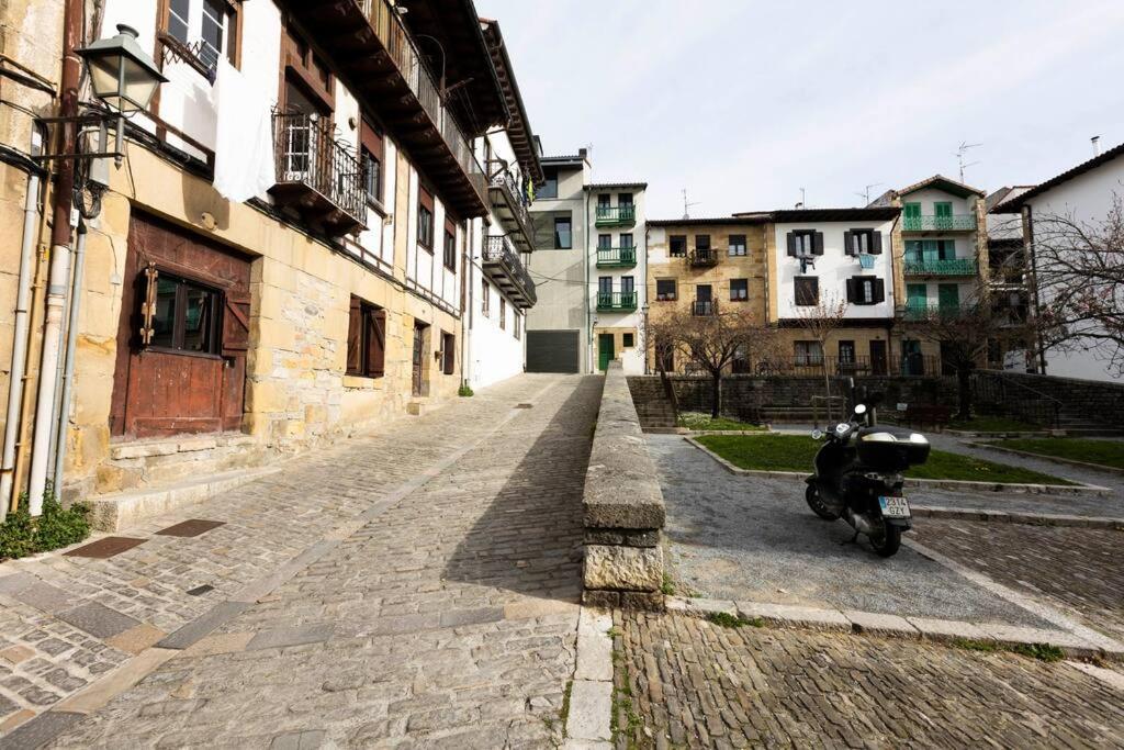 Sorgin-Etxe. Basquenjoy Apartment Hondarribia Luaran gambar